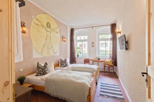 Sonnenberg House | Doppelzimmer II Gästezimmer in Unterkunft mit Gemeinschaftsbad und Gemeinschaftsküche Chemnitz