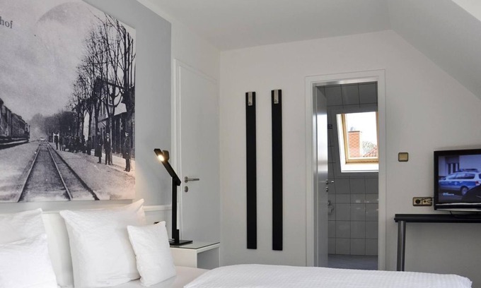 Moelln Bed & Breakfast | Doppelzimmer mit Dusche, WC - Haus Luisenhof, Pension
