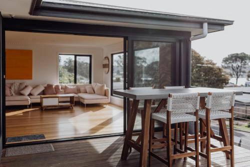 St Helens House | Doric Dreams - Short Stroll to St Helens