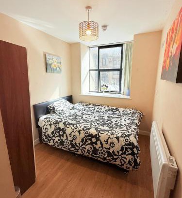 Bradford Apartment | Double Bed Apartment Bradford City Center