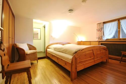 Schuttertal House | Double Room Apple Blossom