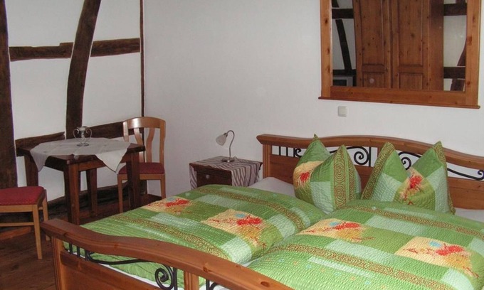 Steinweiler Bed & Breakfast | Double room bath/WC - Weingut & Gästehaus Frank Bohlender