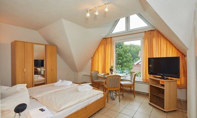 Muehbrook Apartment | Double room for 2 guests with 20m² in Mühbrook (119535)