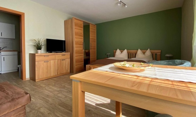 Bad Kreuznach District Bed & Breakfast | Double Room Shower/WC - Winery Funck-Schowalter