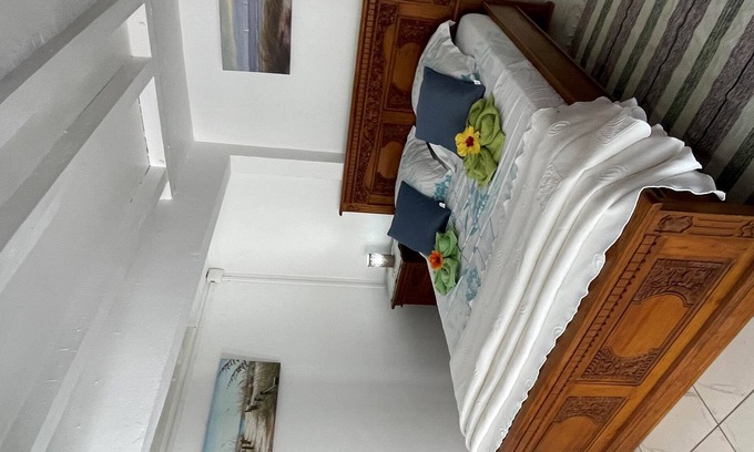 Saint-Joseph House | Double room with breakfast