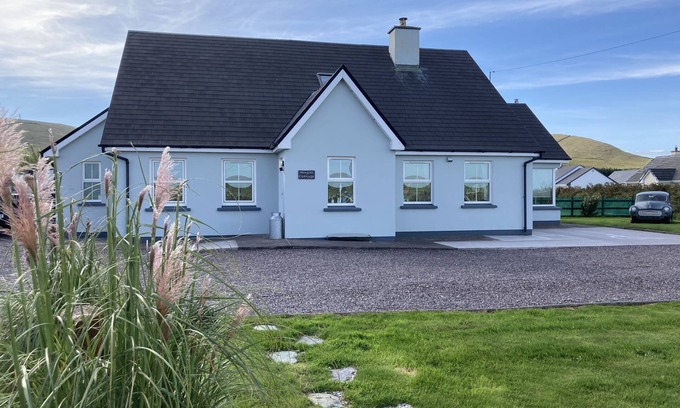Portmagee Bed & Breakfast | Double room with en-suite bathroom