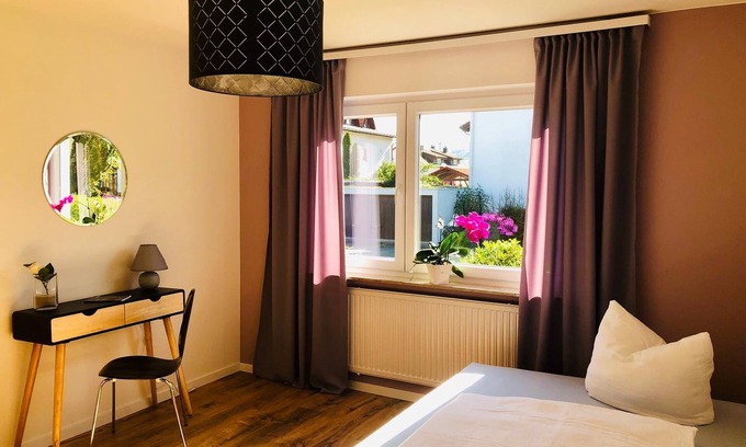 Lauchringen Apartment | Double room with shared bathroom