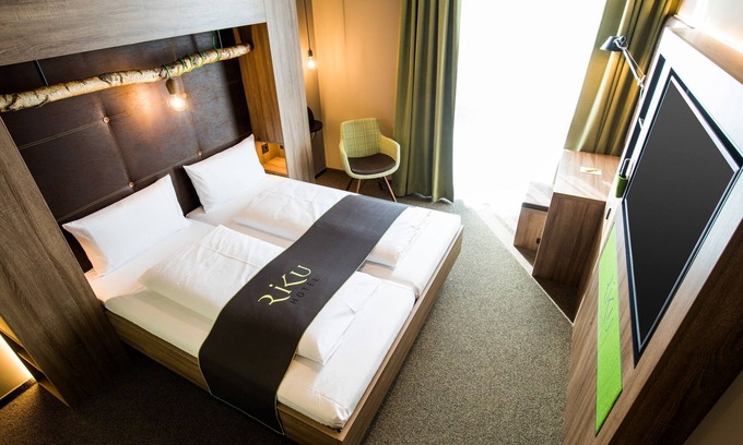 Pfullendorf Apartment | Double room with shower and WC