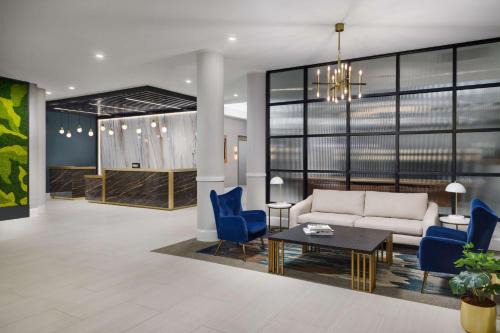 Charlotte Center City Hotel | DoubleTree by Hilton Charlotte City Center