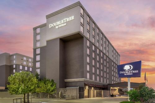 Belcaro Hotel | DoubleTree by Hilton Denver Cherry Creek, CO