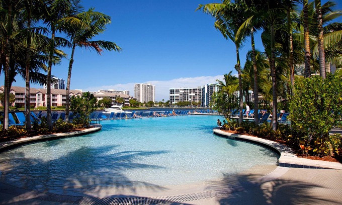 Hollywood South Central Beach Resort | Doubletree Resort by Hilton Hollywood Beach