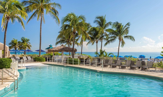 Sunny Isles Beach Resort | DoubleTree Resort & Spa by Hilton Ocean Point-N. Miami Beach