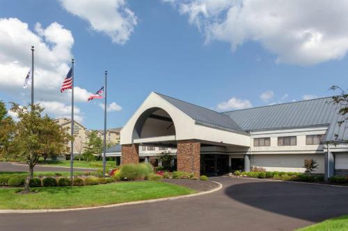 Miamisburg Hotel | DoubleTree Suites by Hilton Hotel Dayton - Miamisburg