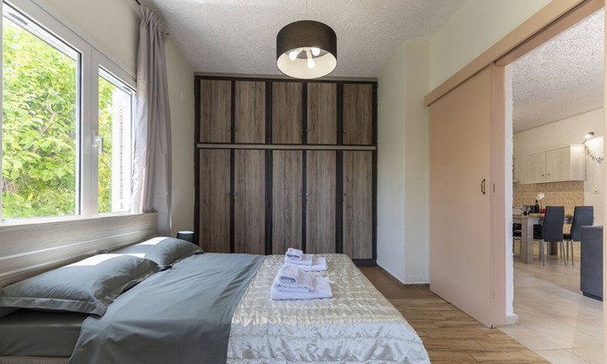 Spata-Artemida Cottage | Doukas House Cottage with vineyard, Artemis