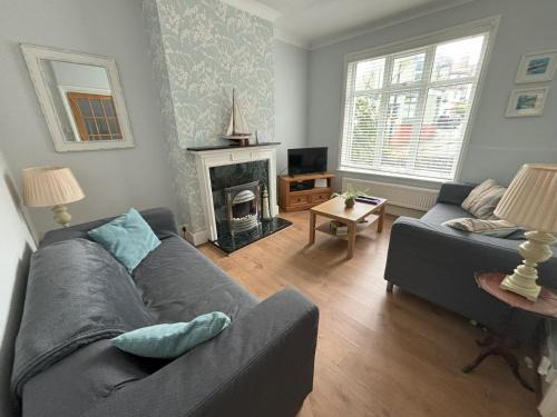 Meads House | Downs Gate Cottage