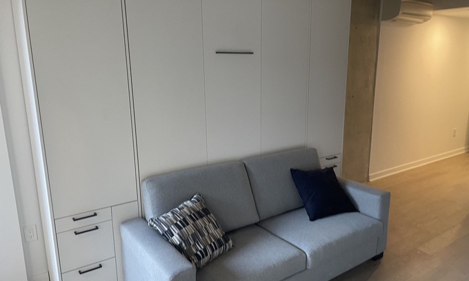 Chinatown Apartment | Downtown bachelor