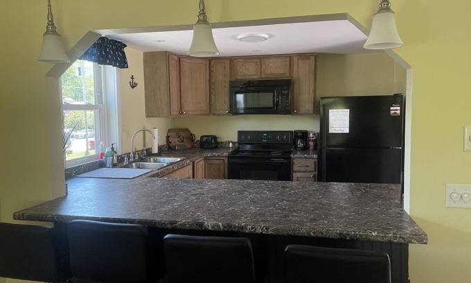 Cape Vincent Apartment | Downtown Cape Vincent On Broadway