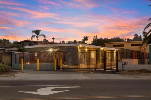 Vista Apartment | Downtown Haven, Patio, Near Dining
