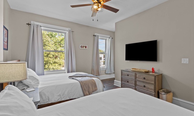 Shaw House | Downtown Historic Retreat [w/Balcony & Grill}