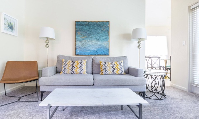 Napa Condo | Downtown Napa! Unit C Walk to Everything!