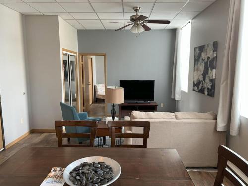 Fargo Apartment | Downtown-Near Sanford Hospital-Convenient Location