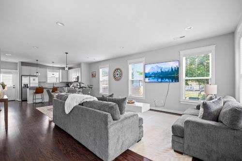 Jackson Ward Apartment | Downtown Richmond, Cozy 3BR, Near VCU