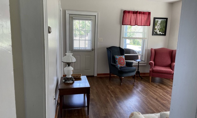 Oneonta House | Drake's Escape: Ideal location for Oneonta/Cooperstown