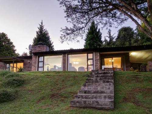 Cathkin Park Apartment | Drakensberg Creek Cottage