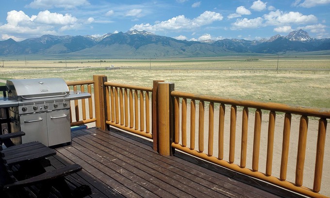 Cameron Hotel | Dream Drift Motel