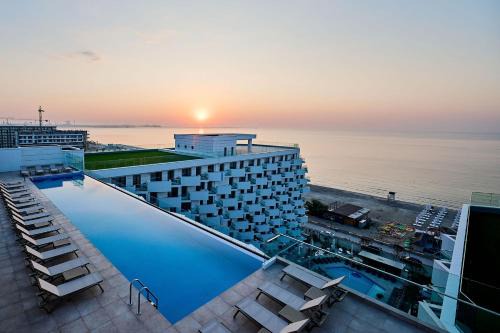 Mamaia-Sat Apartment | Dream luxury apartments in Infinity pool Spa resort