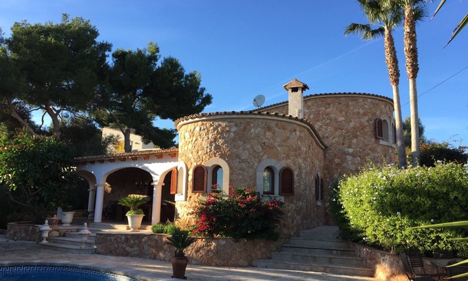 Son Moja House | dreamlike finca with grand pool, wonderful garden, a few minutes to the beach