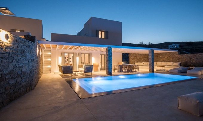 Antiparos Villa | Dreamy 5 BDR Antiparos pool villa