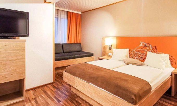 Treffen House | Dreibettzimmer Standard - Hotel Kuchlerwirt