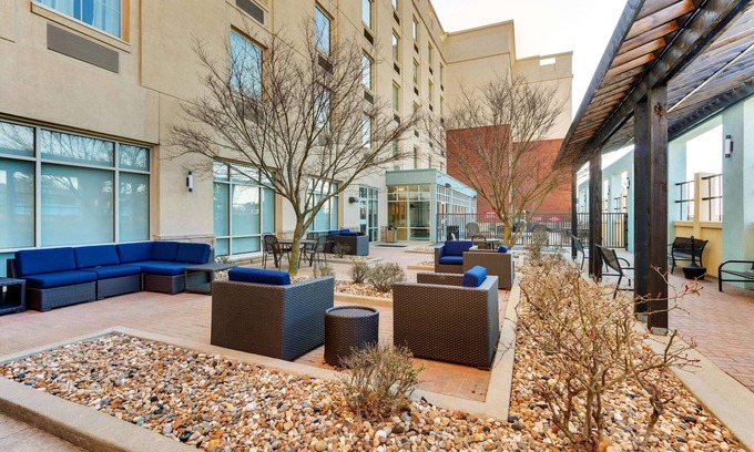 Miner Hotel | Drury Inn & Suites Sikeston, MO