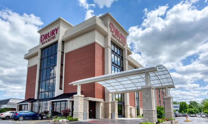 Airport Township Hotel | Drury Inn & Suites St. Louis Airport
