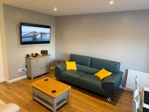 Duloch Apartment | Dunfermline 2 Bed Flat Fully Furnished