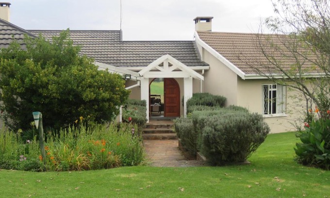 Mooirivier Bed & Breakfast | Dunroamin Bed and Breakfast