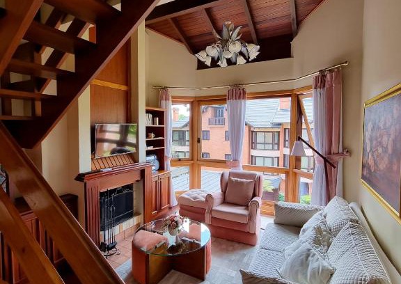 Bavaria Apartment | Duplex aconchegante no Buganvilias Flat