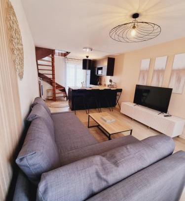 Neauphle-le-Chateau Apartment | Duplex neuf centre ville avec parking