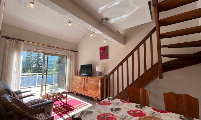 Barcelonnette Apartment | Duplex T2 with Balcony in Central Barcelonnette - Private Park & Garage