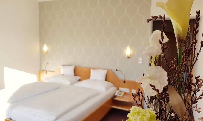 Bad Waltersdorf House | DZ Märchenwald ab 3 Nächte Frühstück - Hotel-restaurant Teuschler-mogg