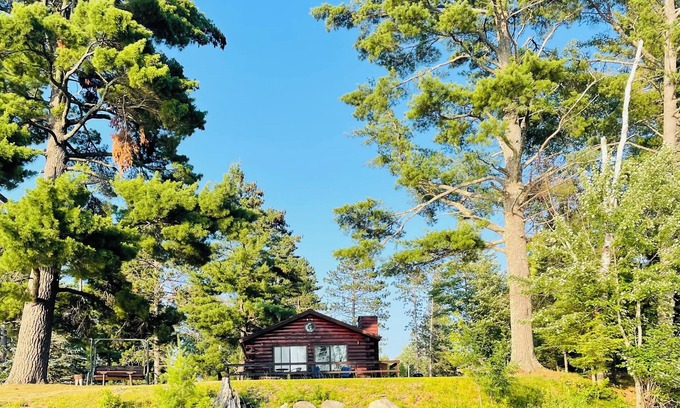 Winter Cabin | EAGLE LODGE - River Retreat - amazing views of the East Fork of the Chippewa Rvr