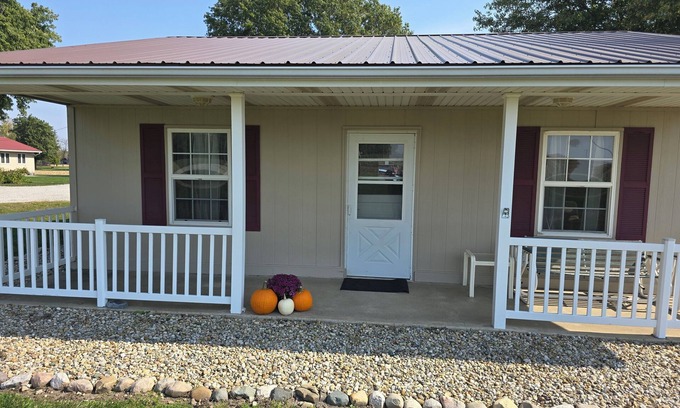 Lakewood  Shelby County House | Eagle's Nest near Eagle Creek State Park