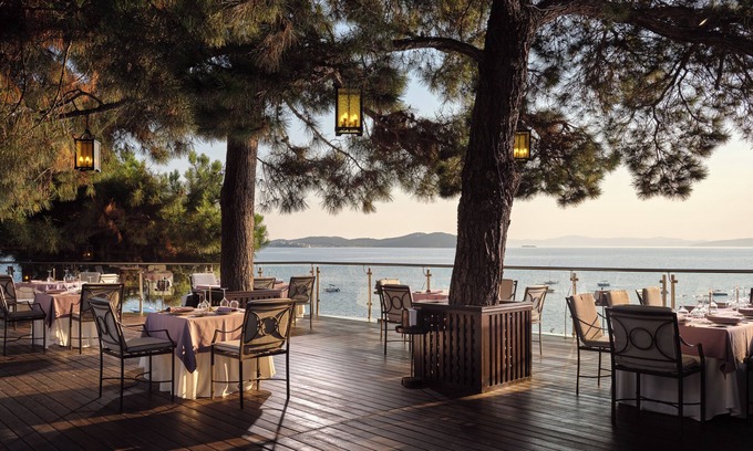 Ouranoupoli Hotel | Eagles Villas - Small Luxury Hotels of The World