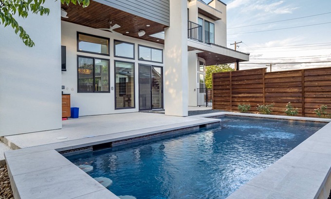 Blackshear-Prospect Hill House | East Austin Modern Luxury + Private Pool - Charlene!