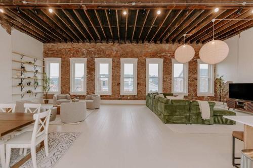 Madison Apartment | East Main Lofts - Roller Rink 301