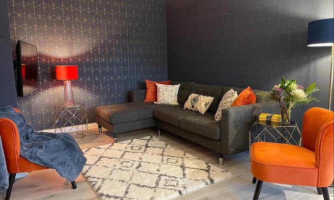 Chichester Apartment | East Walls Apartment