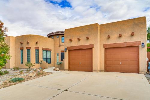 Rio Rancho House | Easy ABQ Access Large Family Home with Patio and Yard