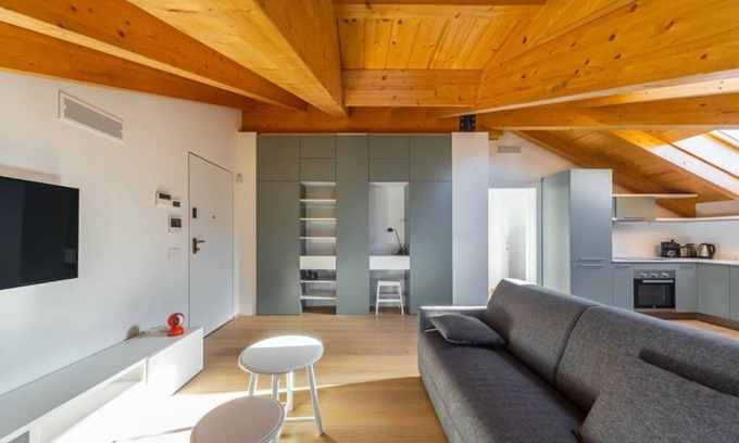Zona Risorgimento Apartment | Easylife - Elegant three-room apartment in the Porta Venezia area