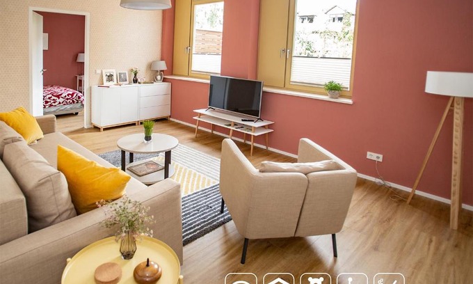 Gotha Apartment | Eckhof Domizil - Großzügige Ferienwohnung mit kleinem Garten in der Altstadt von Gotha